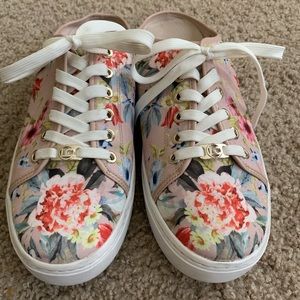 Liz Claiborne Floral Mules